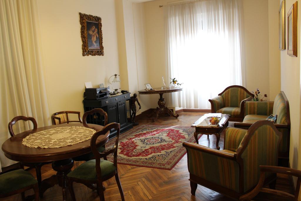 Agnes Roma Bed & Breakfast Exterior foto